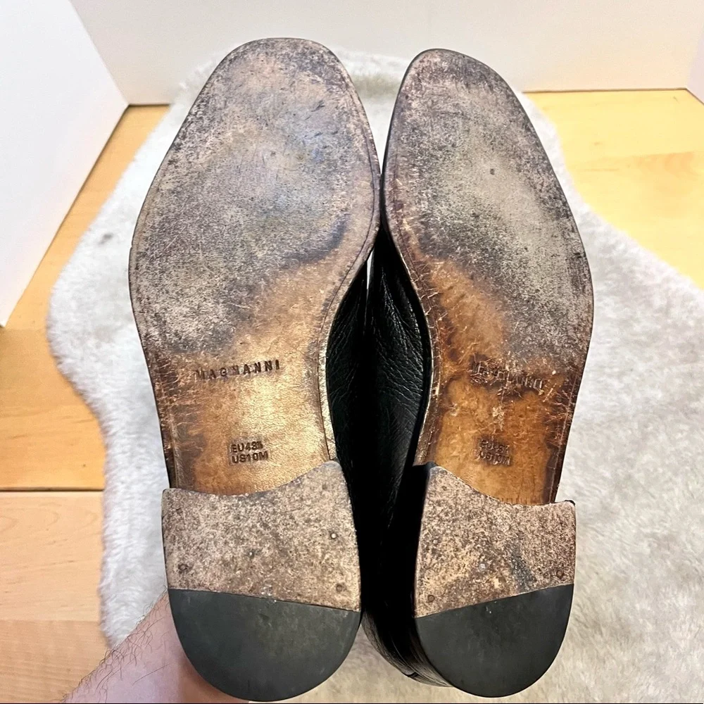 Magnanni Black Leather Oxfords - Picture 10 of 14